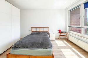 Lichtdurchflutete 2 Zimmerwohnung im Herzen von Berlin, Bezugsfrei ab Mitte Juli 2026 – Die vollständige Adresse der Immobilie erhältst du vom Anbieter., 10409 Prenzlauer Berg, Berlin – Vorschaubild 4