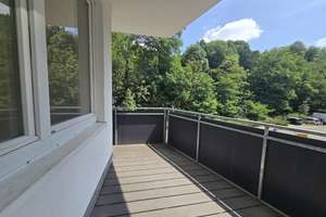 Dreiraum-Flairgnügen mit Balkon ! Grüner wohnen geht kaum – außer Sie ziehen direkt in den Wald.... – Quadenhofstraße 60, 40625 Gerresheim, Düsseldorf – Vorschaubild 4