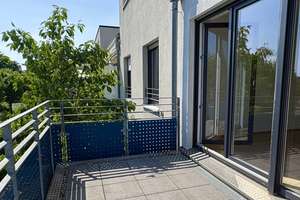 Attraktive 3-Zimmer-Wohnung mit Balkon in verkehrsgünstiger Lage – Die vollständige Adresse der Immobilie erhältst du vom Anbieter., 40489 Wittlaer, Düsseldorf – Vorschaubild 1