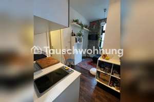Tauschwohnung: Kleine Wohnung in Deutz direkt am Rhein gegen größer