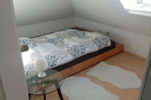 Möblierte 2-Zimmer-Wohnung mit Balkon & Weitblick | Sofort verfügbar | Bremen-Walle – Vegesacker Straße 65, 28217 Westend, Bremen – Vorschaubild 2