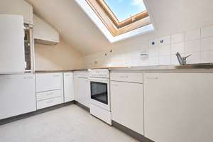 Charmante helle 2-Zimmer-Wohnung mit Balkon, hohen Decken und Einzelgarage in Stuttgart – Gosheimer Weg 21, 70619 Sillenbuch (Ortsteil), Stuttgart – Vorschaubild 5