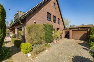 Großzügiges Einfamilienhaus mit idyllischem Garten in ruhiger Bockumer Lage wartet auf neue Impulse! – Die vollständige Adresse der Immobilie erhältst du vom Anbieter., 47800 Bockum, Krefeld – Vorschaubild 18