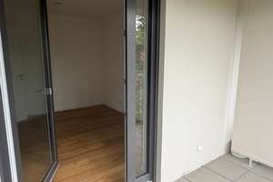 Perfekte 4-Zimmer-Wohnung für Familien mit Einbauküche, Loggia und Keller inklusive!  – Biedenkopfer Straße 52, 13507 Tegel, Berlin – Vorschaubild 17