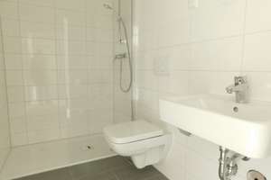 Ansprechende, großzügige 3-Zimmer-Wohnung mit Wand und Bodenbelag – Speckestr. 18, 44357 Westerfilde, Dortmund – Vorschaubild 3