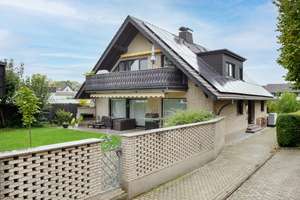 Top modernisiert, viel Platz, 3 Garagen, ELW + Baugrundstück – Die vollständige Adresse der Immobilie erhältst du vom Anbieter., 53844 Troisdorf – Vorschaubild 2