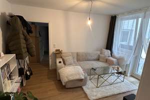 Exklusive 2-Zimmer Wohnung mit privatem Innenhof 