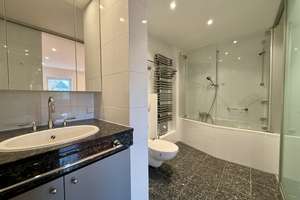 Exklusive Wohnung mit großzügiger Dachterrasse - urbanes Wohnen mit besonderem Flair – Die vollständige Adresse der Immobilie erhältst du vom Anbieter., 76133 Innenstadt-West, Karlsruhe – Vorschaubild 9