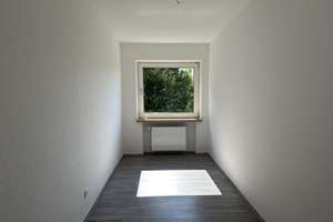 Frisch renovierte 3-Zimmer-Dachgeschosswohnung – Reinekering 3, 46149 Alsfeld, Oberhausen – Vorschaubild 3
