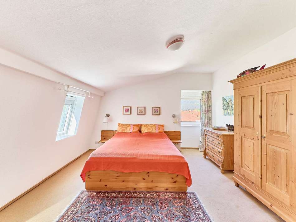 Schlafzimmer DG