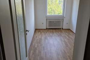 3-Zimmer-Wohnung mit Loggia in Oldenburg Donnerschwee – Die vollständige Adresse der Immobilie erhältst du vom Anbieter., 26123 Donnerschwee, Oldenburg (Oldenburg) – Vorschaubild 3