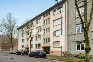 Zusammengelegt und modernisiert – großzügige Wohnung mit zwei Kellerräumen in Bochum-Hamme – Die vollständige Adresse der Immobilie erhältst du vom Anbieter., 44809 Hamme, Bochum – Vorschaubild 3
