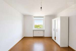 Wohnen mit Bergblick im obersten Stock in bester Wohnlage von Aubing – Die vollständige Adresse der Immobilie erhältst du vom Anbieter., 81243 Aubing-Süd, München – Vorschaubild 4