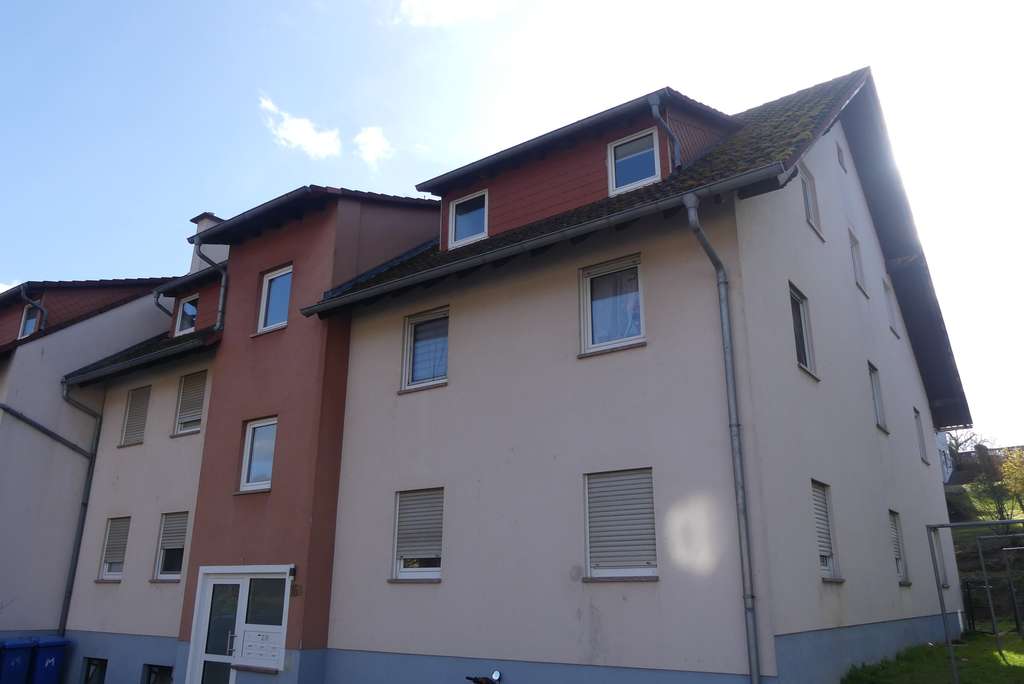 Immobilie in Reichelsheim (Odenwald) - ***Eigennutzung oder Kapitalanlage! 4 Zimmer Eigentumswohnung direkt in Reichelsheim*** - Bild 1