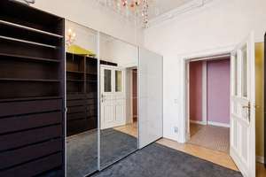 Bezugsfreie 5-Zimmer-Wohnung mit Sauna und Balkon nahe dem KaDeWe – Die vollständige Adresse der Immobilie erhältst du vom Anbieter., 10787 Schöneberg, Berlin – Vorschaubild 12