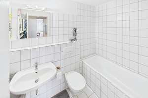 Property thumbnail 12