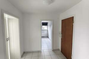 Ruhige 2 Zimmer Dg-Wohnung  mit Südbalkon Nähe Sterkrade-Mitte – Mathildestraße 4, 46149 Sterkrade-Mitte, Oberhausen – Vorschaubild 8
