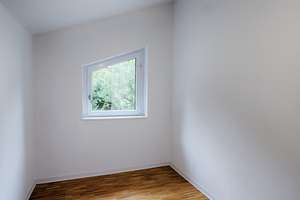 Großzügiges Design-Einfamilienhaus mit Kamin und Weitblick – Die vollständige Adresse der Immobilie erhältst du vom Anbieter., 72768 Altenburg, Reutlingen – Vorschaubild 14