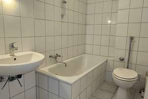 Charmante 3-Zimmer-Wohnung mit großem Balkon in Düsseldorf-Wersten – Am Massenberger Kamp 46, 40538 Wersten, Düsseldorf – Vorschaubild 7