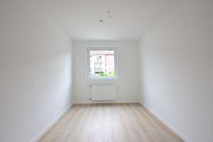 !Erstbezug nach Sanierung! – Moderne 3-Zimmer-Wohnung in zentraler Lage – Ferdinandstraße 26, 44789 Südinnenstadt, Bochum – Vorschaubild 2