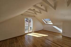 Architektonisch reizvolle Villa in Best-Lage am Mulang maklerfrei – Die vollständige Adresse der Immobilie erhältst du vom Anbieter., 34131 Bad Wilhelmshöhe, Kassel – Vorschaubild 38
