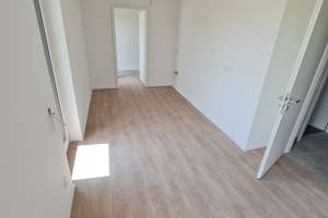 Exklusive 2,5-Zimmer-Wohnung mit Balkon in Aschheim – Die vollständige Adresse der Immobilie erhältst du vom Anbieter., 85609 Aschheim – Vorschaubild 4