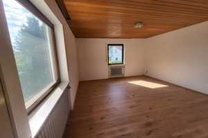 Mehrfamilienhaus mit 2 Whg und genehmigtem Ausbau zu 3 Whg – Hirzau 106, 94469 Deggendorf (Kreis) – Vorschaubild 17
