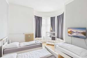 MIETEN. |Attraktive 4-Zimmer-Wohnung mit Balkon nahe Innenstadt – Die vollständige Adresse der Immobilie erhältst du vom Anbieter., 27570 Geestemünde, Bremerhaven – Vorschaubild 2