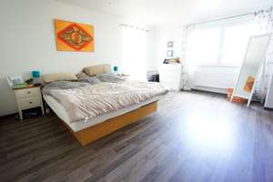 Doppelhaushälfte mit Pool und Garten in Wiesbaden - Biebrich! – Malmedyer Strasse 27, 65203 Biebrich, Wiesbaden – Vorschaubild 12