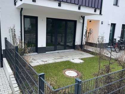 Erstbezug! Stilvolle 2 ZKB Erdgeschosswohnung mit Terrasse und Gartenanteil. Barrierefrei! (WHG selling 2)