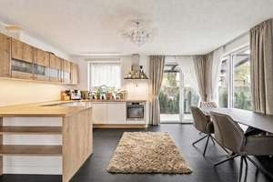 Exklusives 7-Zi.-Haus (195m²) mit eigener Sauna, Garage & Terrasse – Die vollständige Adresse der Immobilie erhältst du vom Anbieter., 74081 Sontheim, Heilbronn – Vorschaubild 5