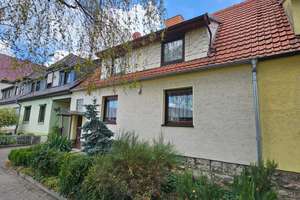 Einfamilienhaus, in einer bald ruhigen Lage, in Großengottern zu verkaufen :) – Mühlhäuser Straße 29, 99991 Großengottern – Vorschaubild 1