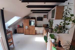 Möblierte Dachgeschosswohnung mit Balkon in Alt-Saarbrücken – Deutschherrnstraße 42, 66117 Alt-Saarbrücken, Saarbrücken – Vorschaubild 4