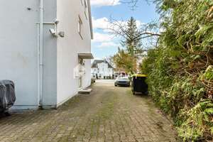 Großzügige 3,5-Zimmer-Wohnung mit Südwest-Loggia und Stellplatz in gefragter Lage von Erlangen – Die vollständige Adresse der Immobilie erhältst du vom Anbieter., 91054 Sieglitzhof, Erlangen – Vorschaubild 17