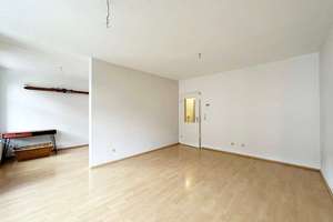 "Schöne 2-Zimmer-Wohnung mit Einbauküche, Balkon, Waschmaschine und Fenstererker" – Jakobstraße 55, 9130 Sonnenberg, Chemnitz – Vorschaubild 6