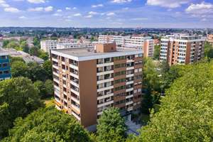 +++ NEU am Markt: Bezugsfreie 4 ZKB mit ca. 117 qm direkt an der Wertach in Augsburg-Pfersee +++ – Die vollständige Adresse der Immobilie erhältst du vom Anbieter., 86157 Pfersee-Süd, Augsburg – Vorschaubild 2