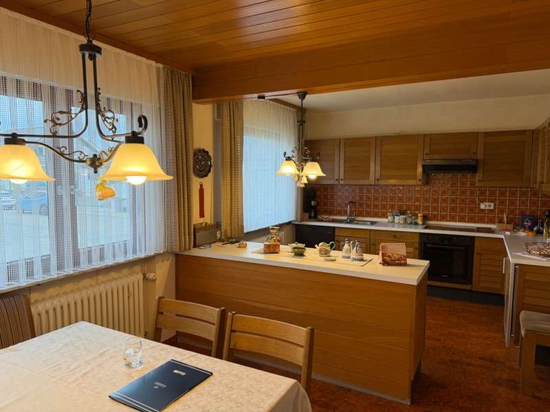 Immobilie in Stockstadt - Grundsolides Einfamilienhaus mit herrlichem Grundstück in bester Wohnlage - Bild 5