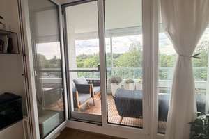 Lichtdurchflutetes Neubau 3-Zimmer-Wohnjuwel (DG) mit Traumblick am Allacher Forst