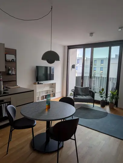 The Lush One - Geräumige Erdgeschosswohnung