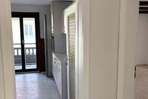 Geräumige und helle Altbauwohnung mit Dachterrasse in bester Karlsfelder Lage – Blumenstraße 34, 85757 Karlsfeld – Vorschaubild 4