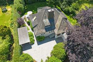 Herrschaftliche Villa im klassischen Stil – Wohnen im idyllischen Wellingsbüttel – Die vollständige Adresse der Immobilie erhältst du vom Anbieter., 22391 Wellingsbüttel, Hamburg – Vorschaubild 2