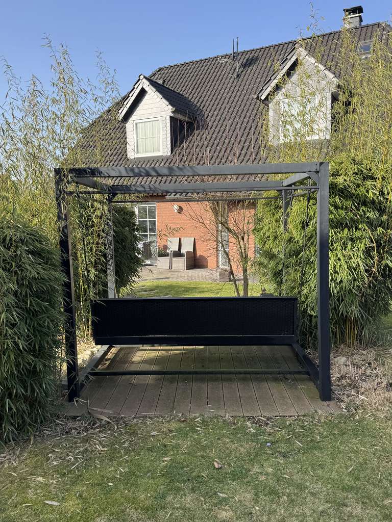 Immobilie in Rühen - Exklusives Einfamilienhaus in ruhiger Lage von Gifhorn / Eischott, direkte Lage zum Volkswagen Werk. - Bild 3