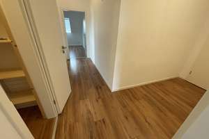 Moderner Grundriss mit geräumiger Wohnküche und Balkon – Vorwerker Str. 135, 23554 Sankt Lorenz Nord, Lübeck – Vorschaubild 4