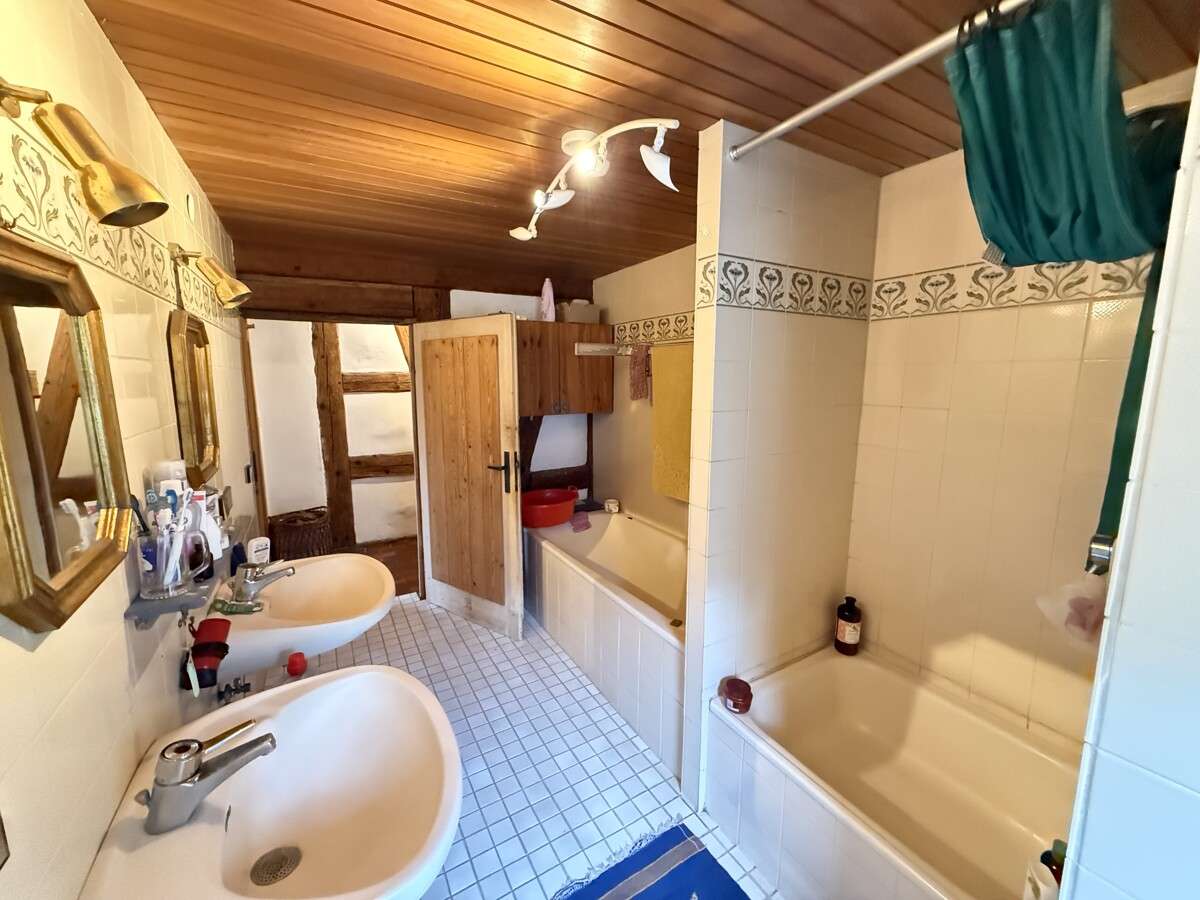 Immobilie in Wolpertshausen - DENKMALGESCHÜTZTES
ZWEIFAMILIENWOHNHAUS 
IN UNTERSCHEFFACH - Bild 15