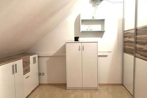 Neuwertiges, RMH mit 156 qm in Bad Brückenau mit Carport ruhige sonnige Lage – Die vollständige Adresse der Immobilie erhältst du vom Anbieter., 97769 Bad Brückenau – Vorschaubild 12