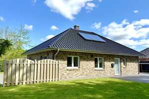 Zentrum! Junger Bungalow, KfW 55 Energie mit Garage, Kaminofen, EBK. Kleines Grundstück… – Leer (Kreis) – Vorschaubild 5