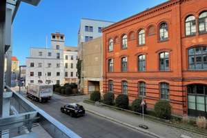 Toplage  in Mitte | Tucholsky-/ Ecke Ziegelstr. | 143 m² Wohnqualität | inkl. Garage | VB – Die vollständige Adresse der Immobilie erhältst du vom Anbieter., 10117 Mitte (Ortsteil), Berlin – Vorschaubild 4