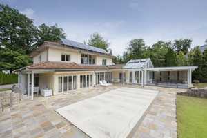 Sonnenlage, Villa auf parkähnlichem Grundstück, Pool, Solar, von Privat – München (Kreis) – Vorschaubild 3