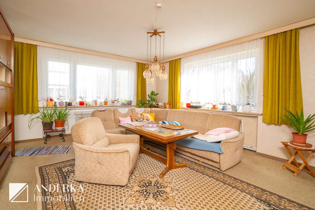 Immobilie in Burgau - Sichere Kapitalanlage: Gepflegtes 3-Parteienhaus mit solider Rendite in Top-Lage von Burgau! - Bild 4