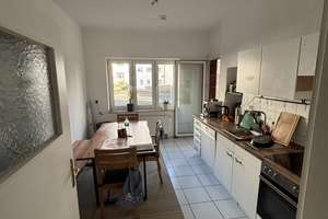 Zwischenmiete 2-Zimmer-Wohnung in Köln 16.06.-31.10. – Die vollständige Adresse der Immobilie erhältst du vom Anbieter., 50677 Neustadt/Süd, Köln – Vorschaubild 3